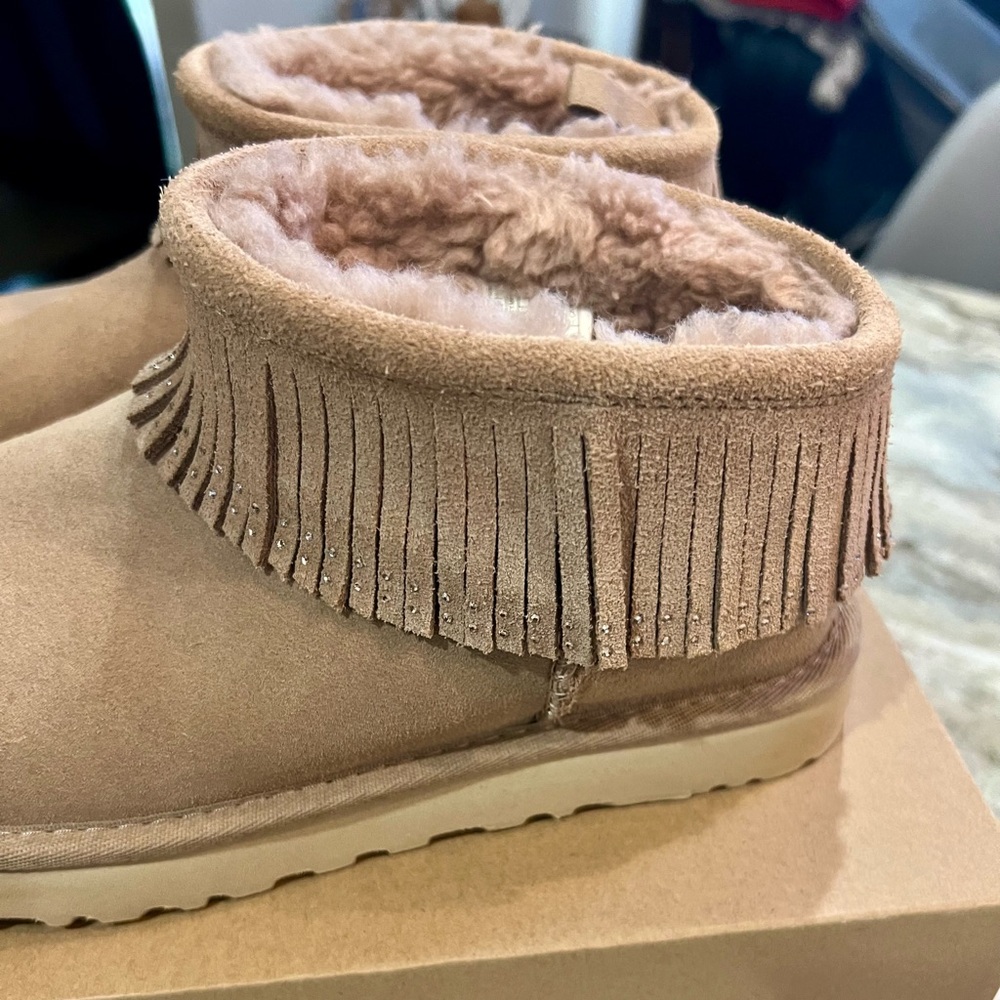 UGG Classic Ultra Mini with decorative trim around the top. - Picture 4 of 14